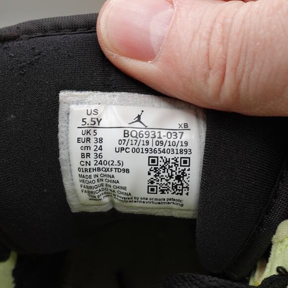 Nike 5.5Y Womens 7 Air Jordan Orange Black Blue Sneakers BQ6931-037 Flaws - Picture 14 of 16